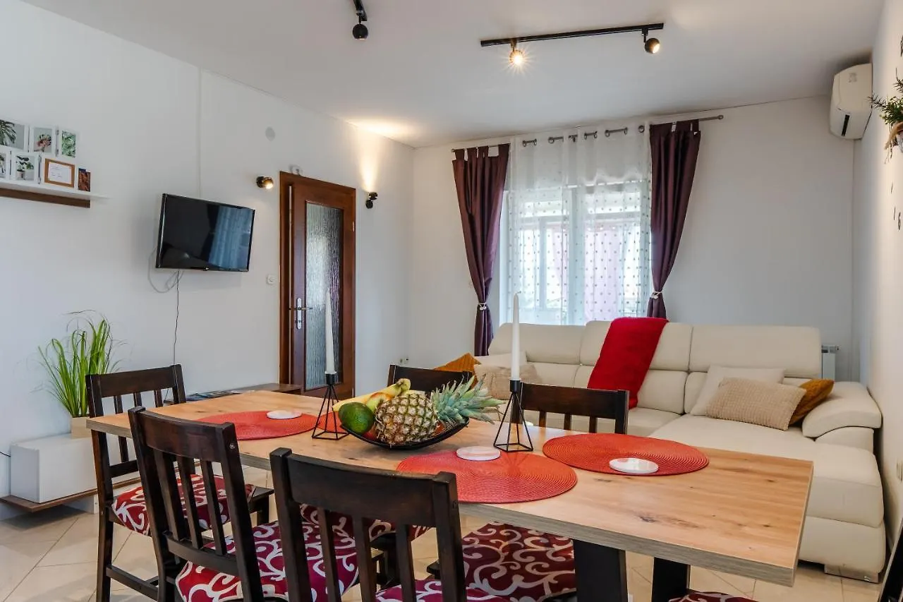 Apartment Olea Vir