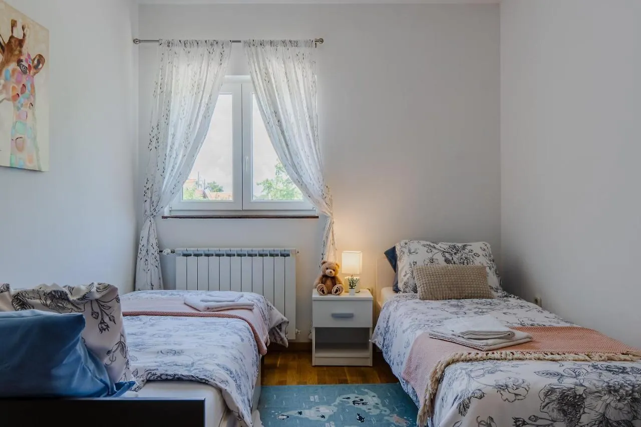 Apartment Olea Vir
