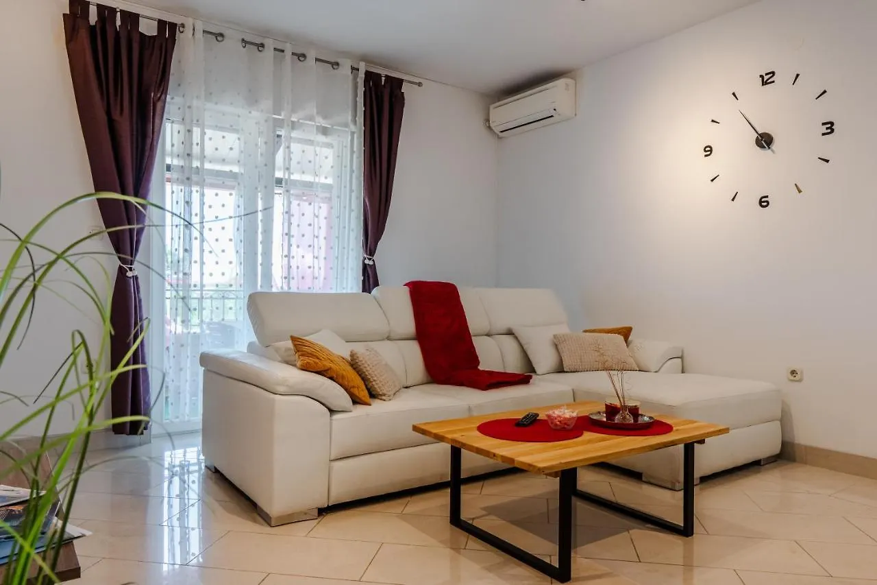 Apartment Olea Vir